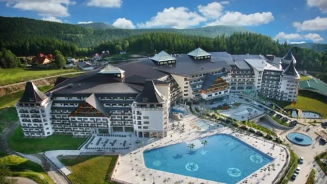 Ile pokoi ma hotel Gołębiewski w Karpaczu? Sprawdź szczegóły!