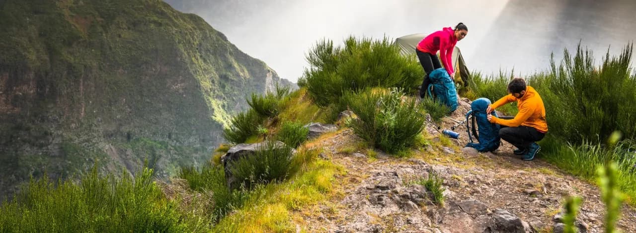 Jak się ubrać na szlak górski, by uniknąć dyskomfortu i chłodu