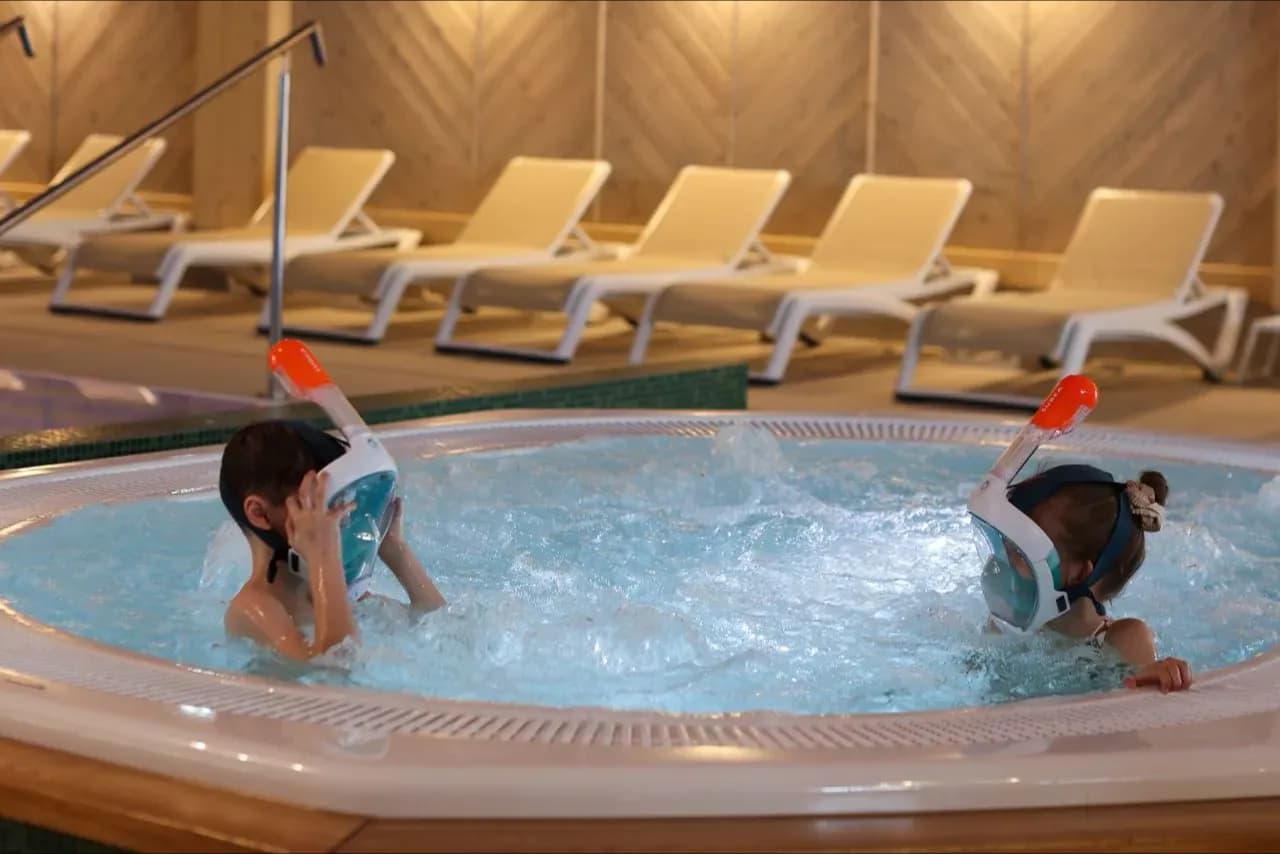 Hotel resort - co to znaczy i jakie ma kluczowe cechy?