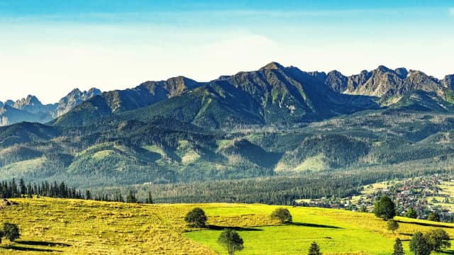Jakie szlaki warto zwiedzić w Zakopanem - najlepsze trasy na każdy poziom